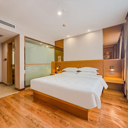 Super 8 Hotel Select Guangzhou Railway Station Xicun Subway Station מראה חיצוני תמונה