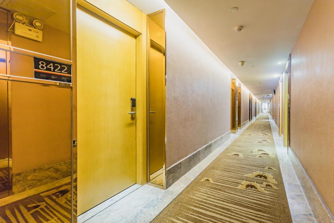 Super 8 Hotel Select Guangzhou Railway Station Xicun Subway Station מראה חיצוני תמונה