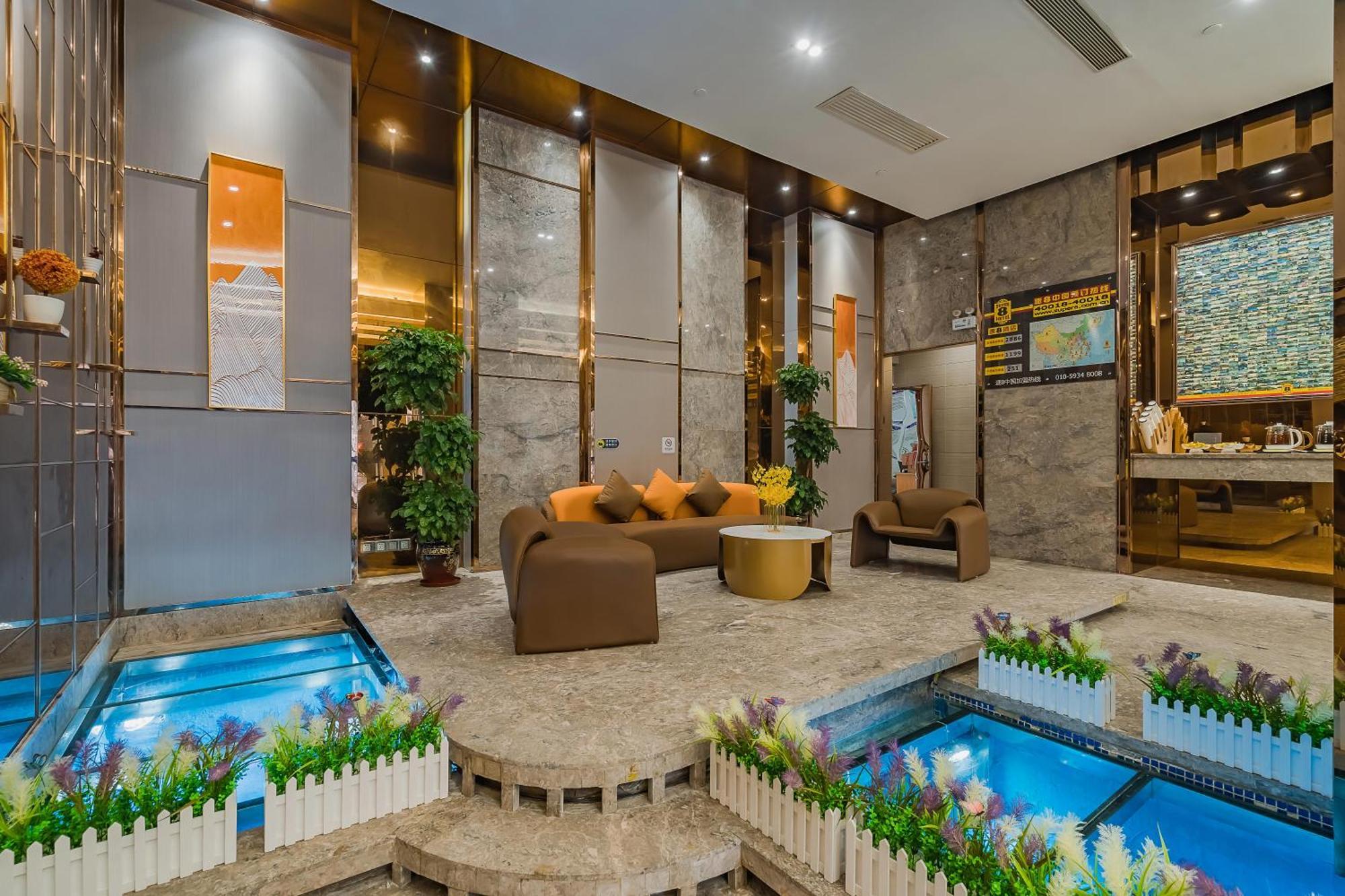 Super 8 Hotel Select Guangzhou Railway Station Xicun Subway Station מראה חיצוני תמונה