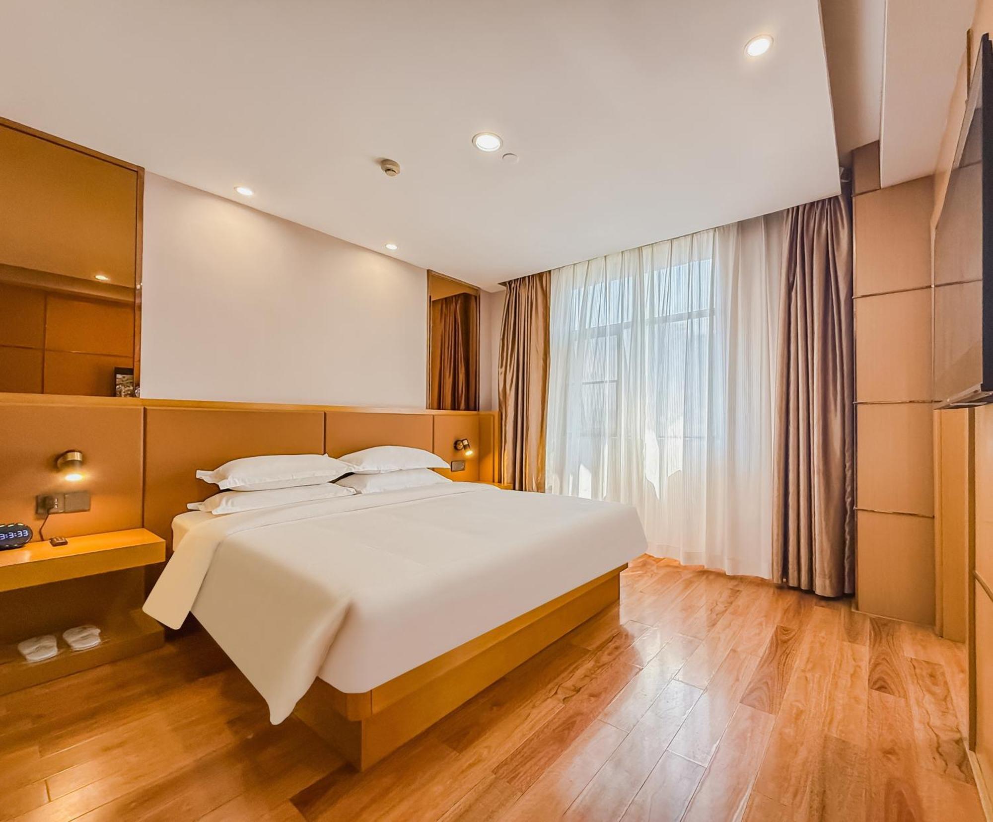 Super 8 Hotel Select Guangzhou Railway Station Xicun Subway Station מראה חיצוני תמונה